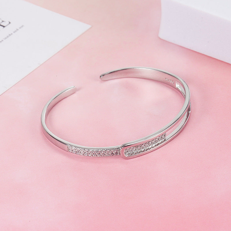Women's Super Shiny Advanced Texture Simple Fashion Exquisite Bracelet