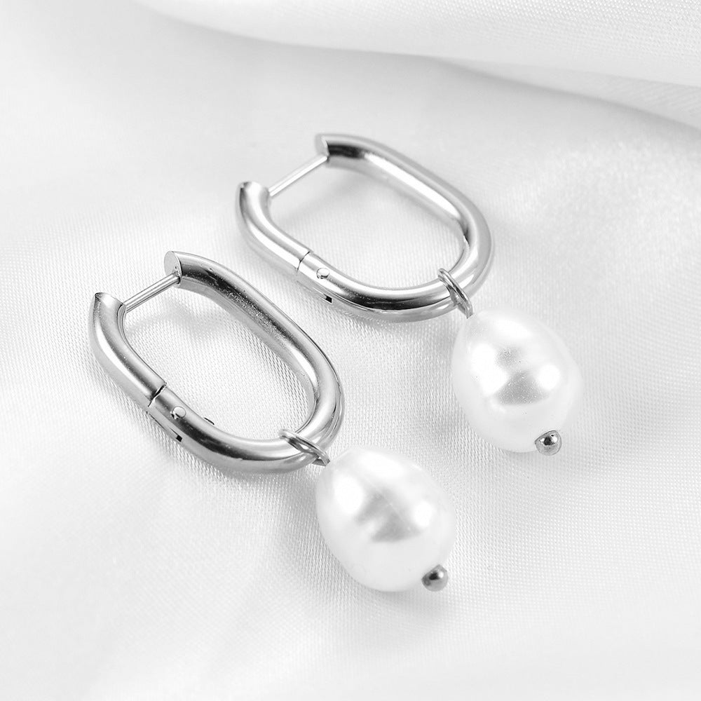 Women's Imitation Pearl U-shaped Hollow Stainless Steel Fashion Simple Earrings