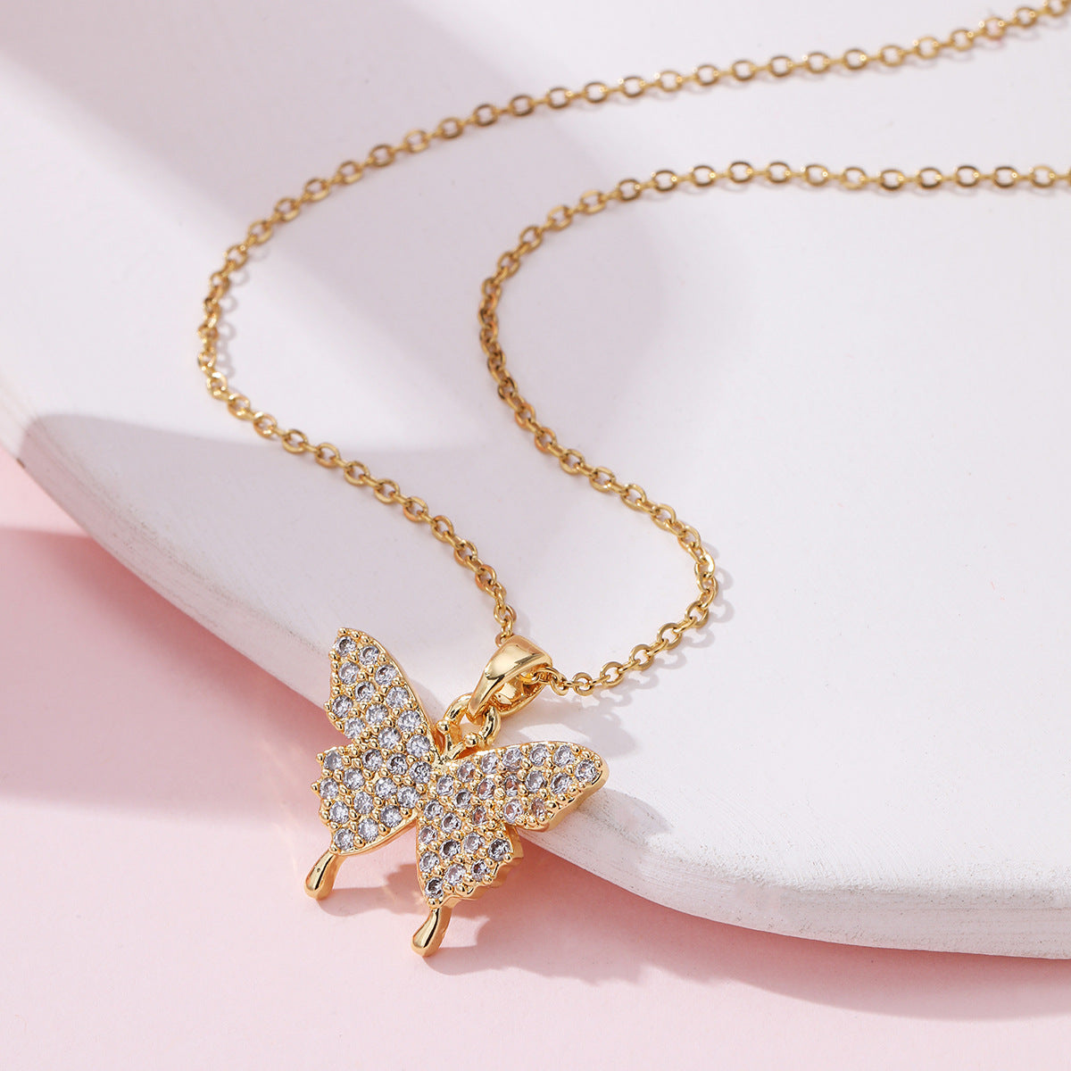 Female Refined Stylish Versatile Light Luxury Necklace