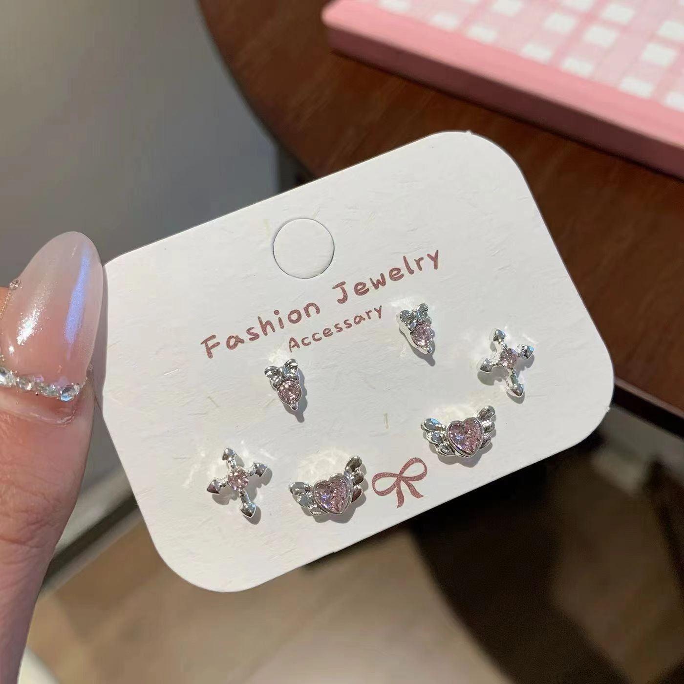 Small Cute Sweet Ear Personalized Niche Design High-grade Sense Fashionable Earrings
