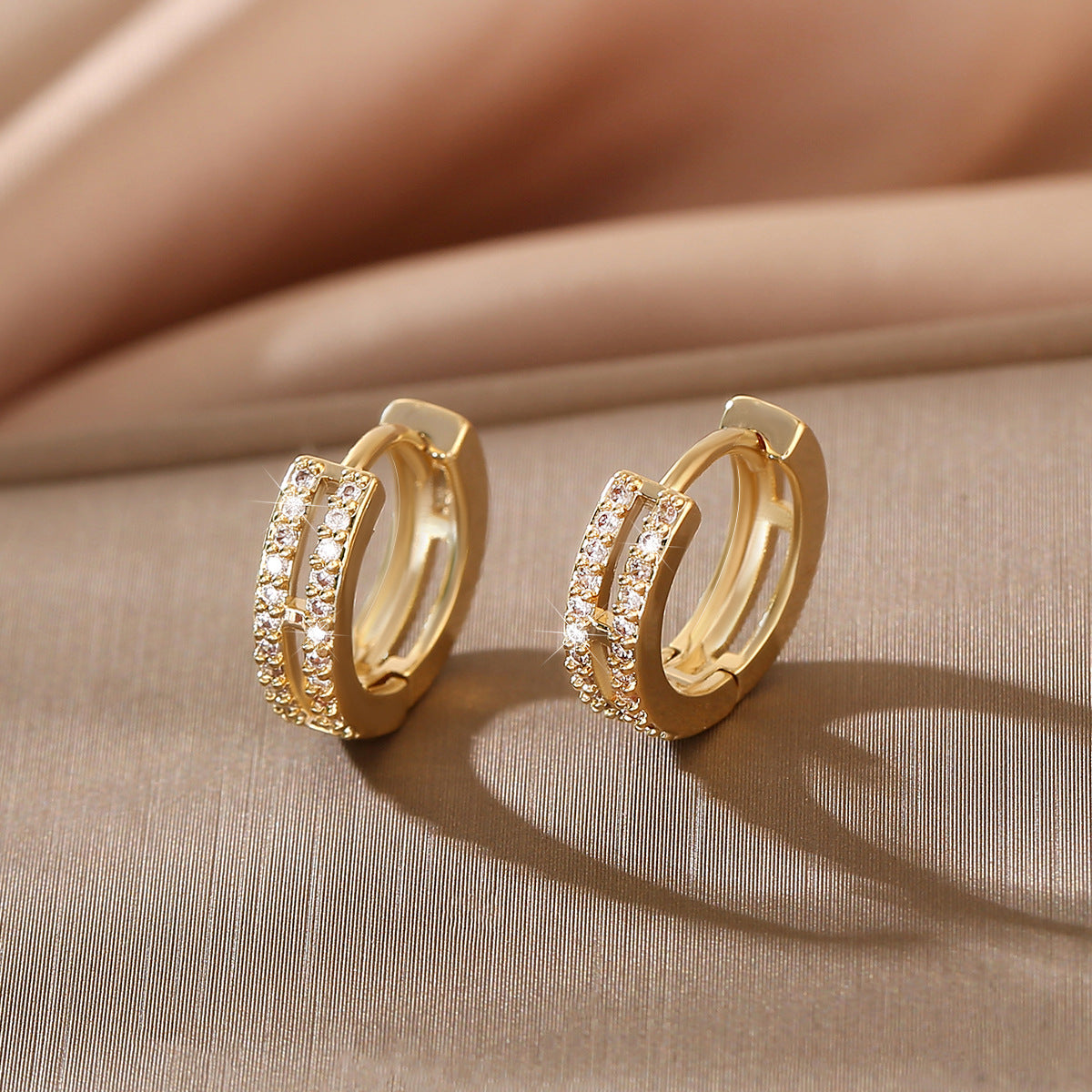 Women's Hollow For Niche Design Exquisite Circle Ear Buckle