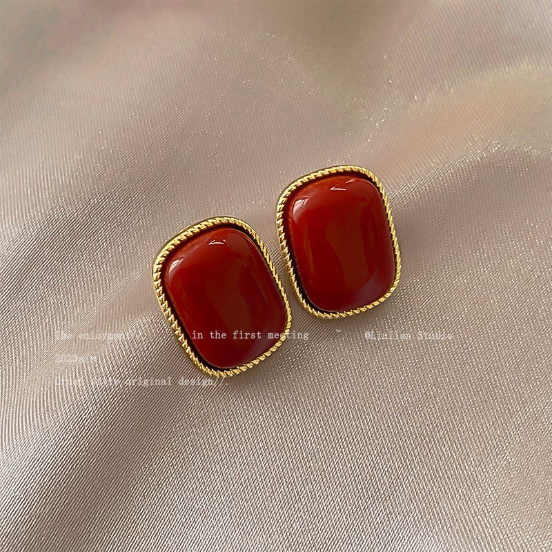 Women's Retro Wine Red For Design Simple Earrings