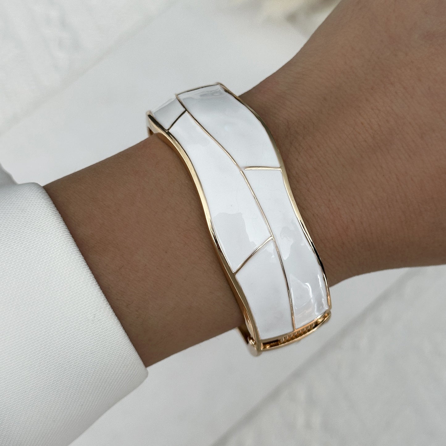 Women's Retro Enamel Alloy Bamboo Exaggerated Personalized Bracelets