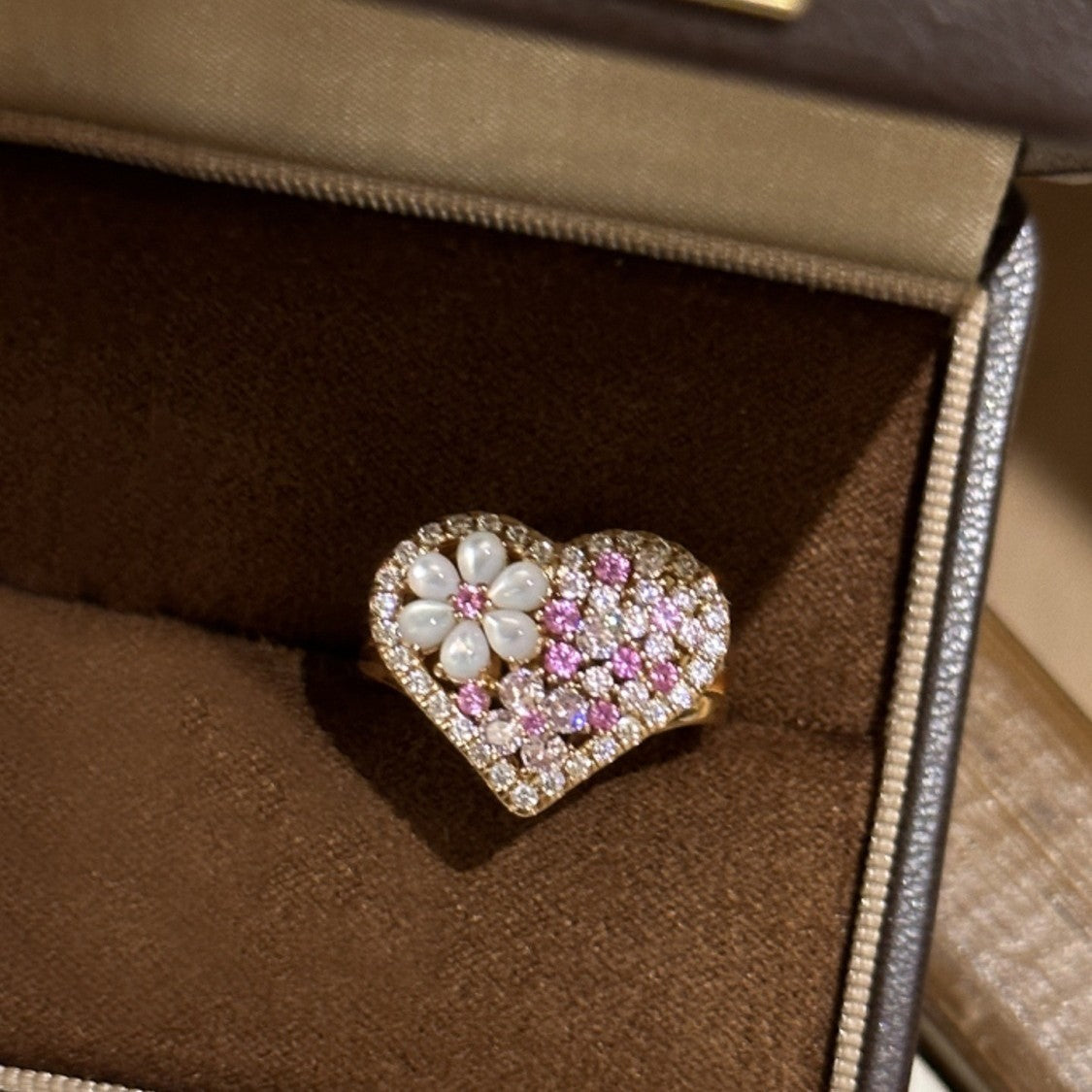Gold Sense Pink Diamond Zircon Flower Heart Clavicle Chain Female Necklace