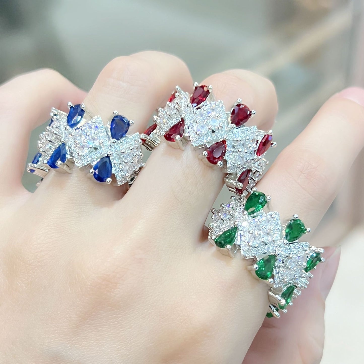 Bijoux Bagues incrustées de luxe en diamant rouge et bleu