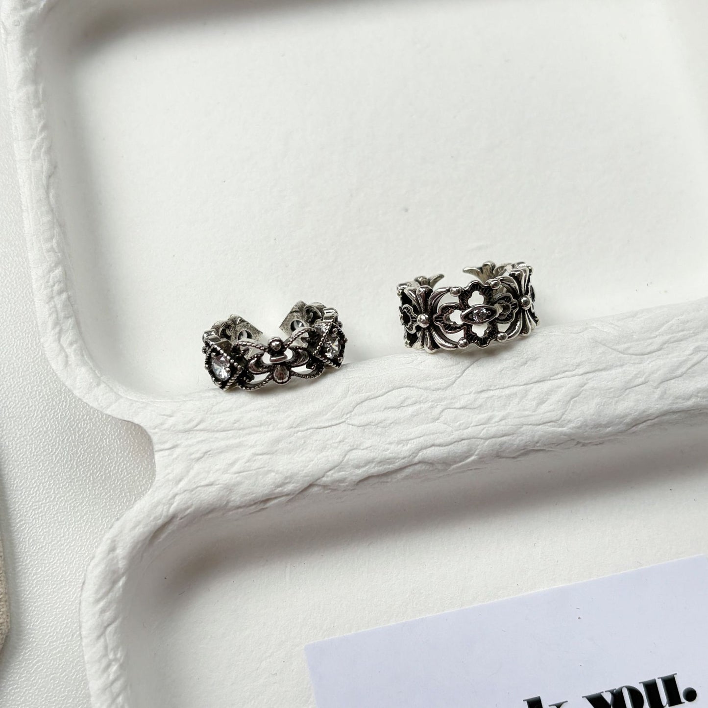 Hollow Carved Female Light Luxury High Sense Index Finger Niche Ring