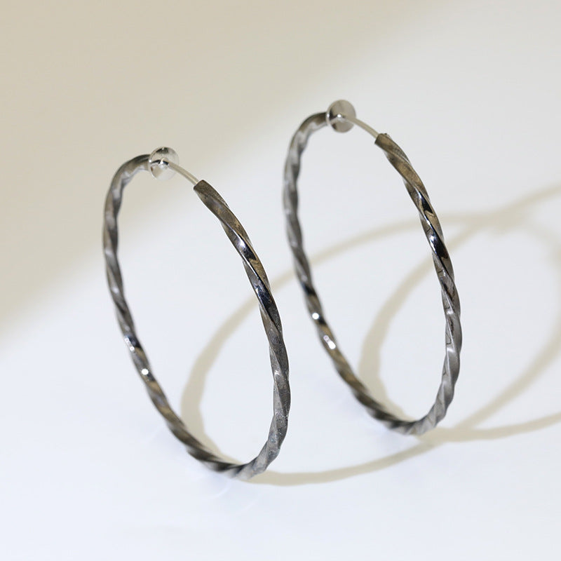 Versatile Glamorous Exaggerated Spring Twisted Big Ear Clip
