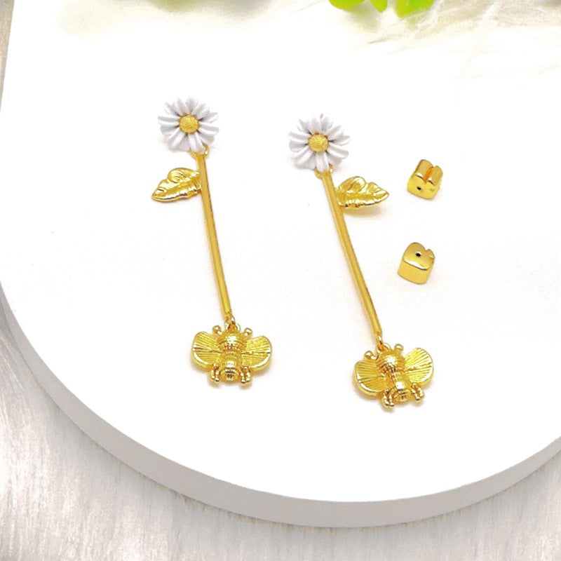 Sweet Little Daisy Bee Asymmetric Shape Sier Rings