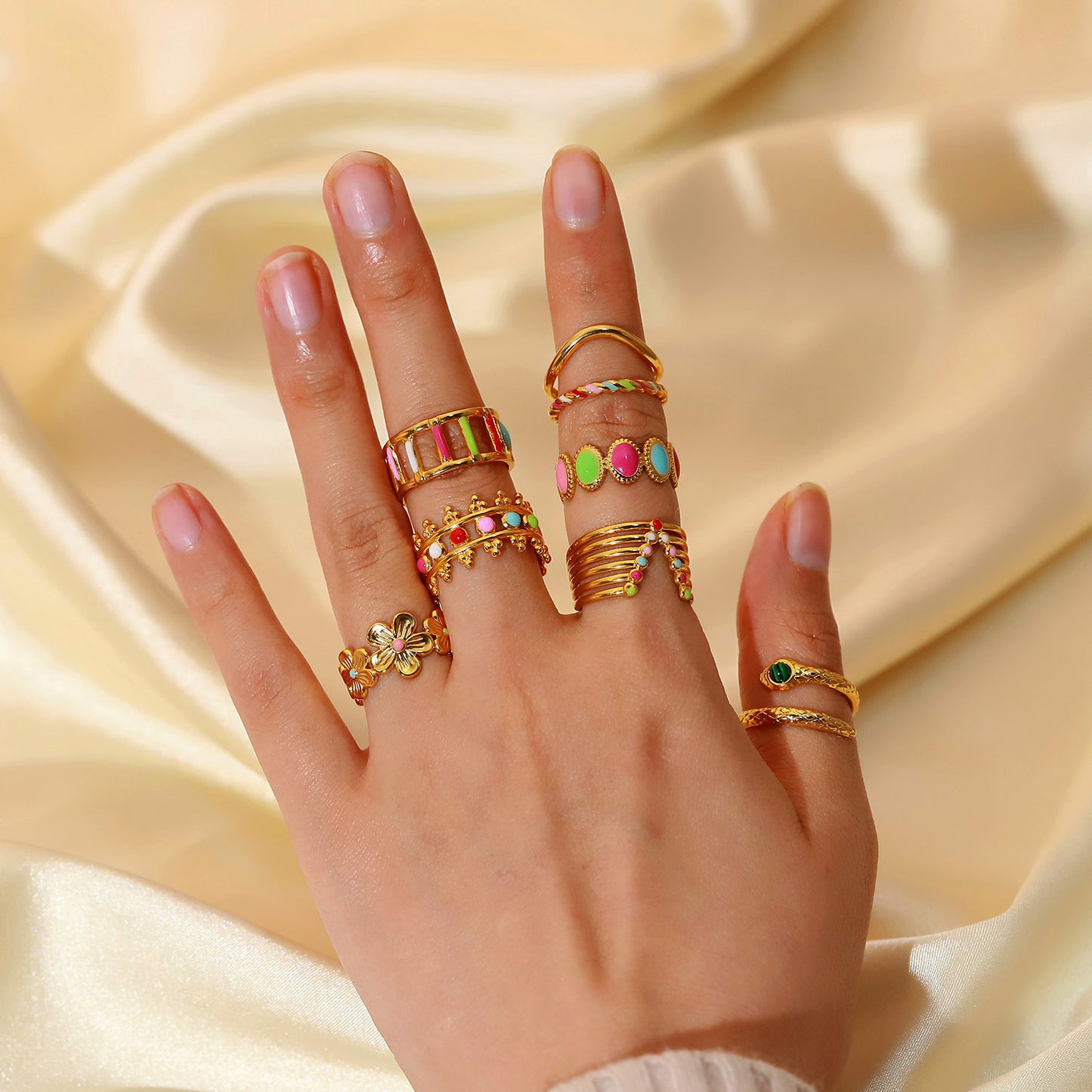 Women's Gold-plated Stainless Steel Fashion Geometric Colorful Rings