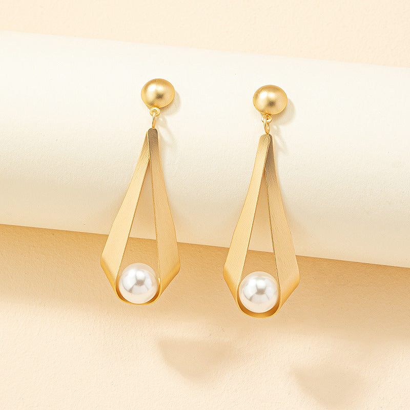 Women's Pair Exaggerated Faux Pearl Fashion Minimalism Trendy Earrings