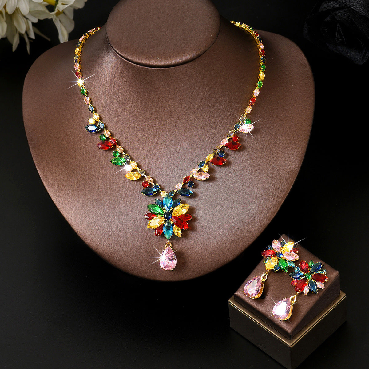 Zircon Color Tulip Temperament Clavicle Chain Jewelry Set