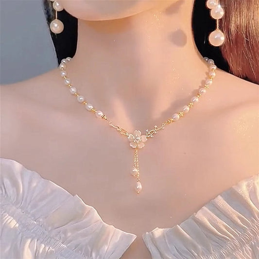 Clavicle Chain Female Design High Sense Necklaces