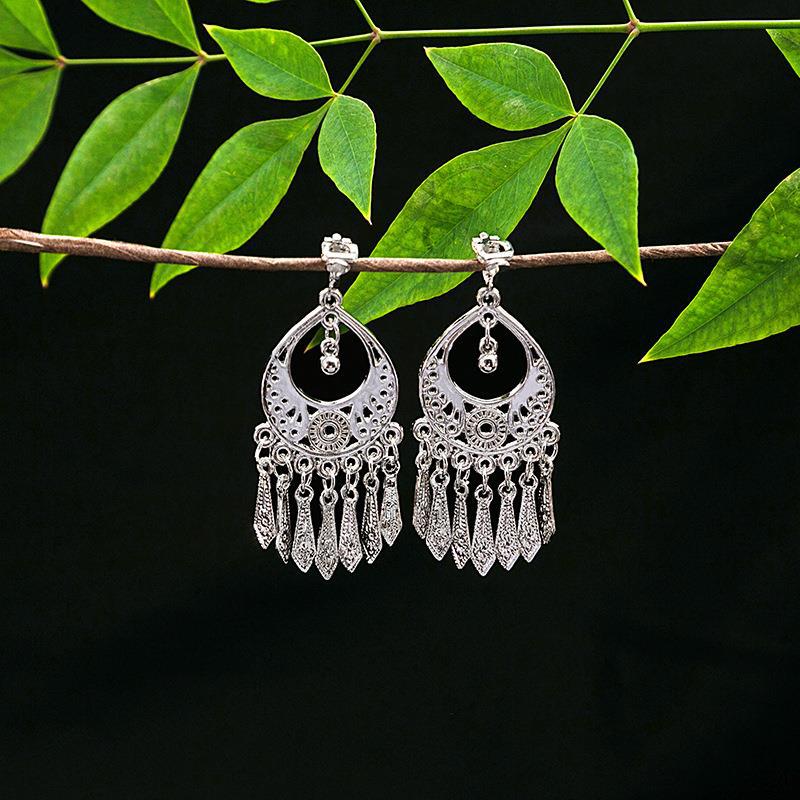 Women's Ethnic Geometric Tassel Ear Clip Miao Sier Retro Elegant Earrings