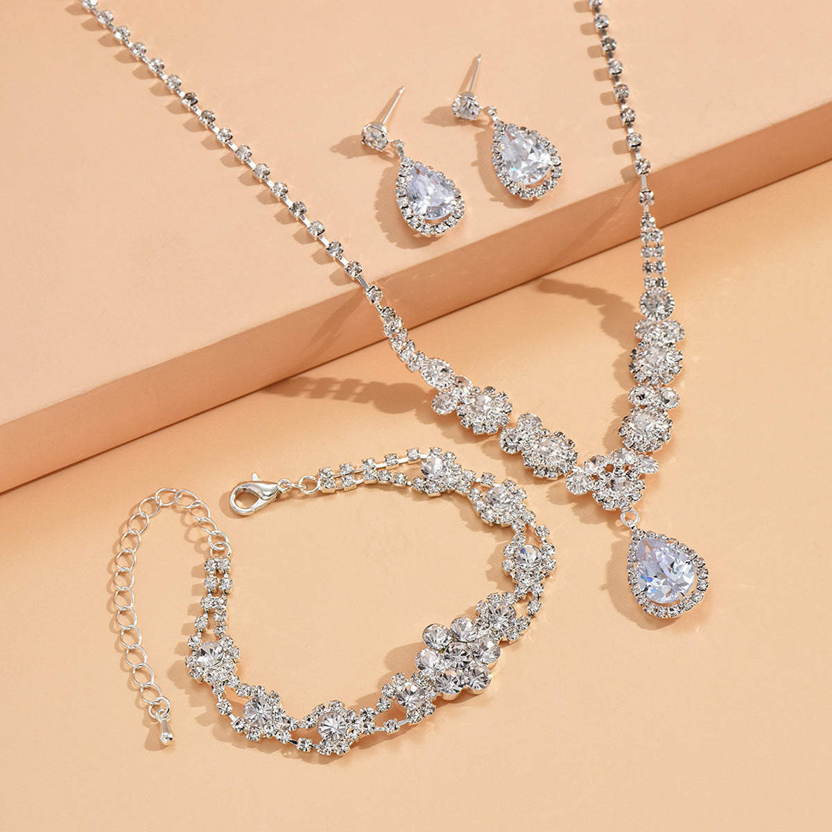 Brilliant Rhinestones Zircon Angels Cry Water Rings