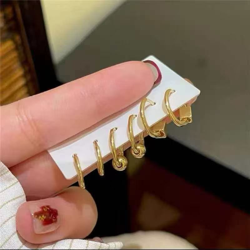 Women's Style Circle Clip Design High-grade Simple Ear Buckle