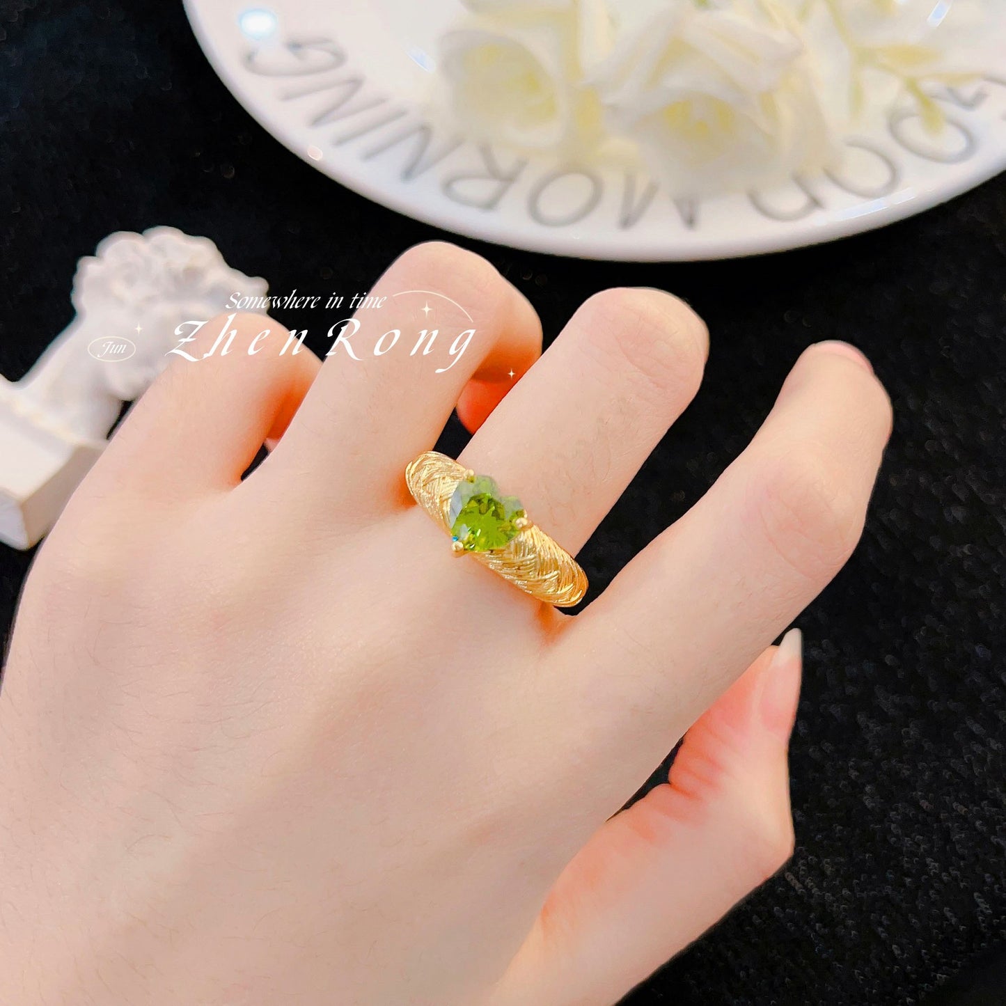 Women's Italian Brushed Craft Vintage Emerald Luxury Square Diamond Rings