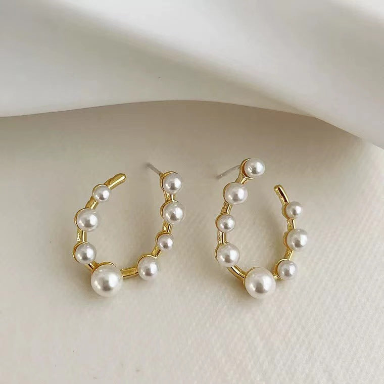 Women's Sier Needle French Retro U-shaped Pearl Simple Niche Temperamental Cold Earrings