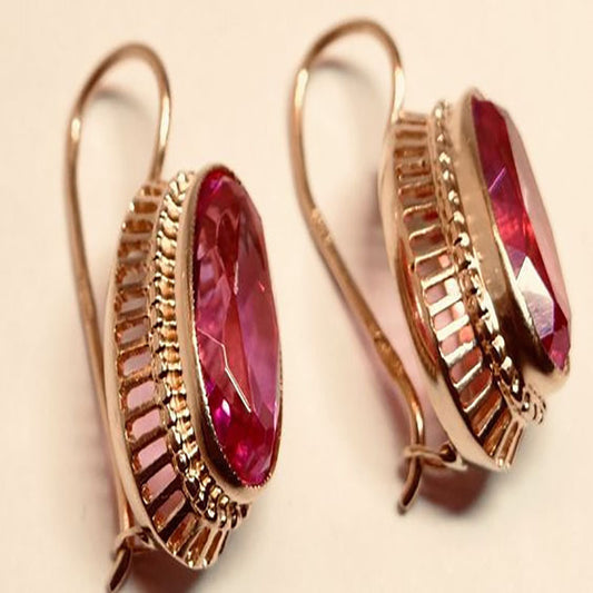 Women's Fashion Simple Golden Hollow Type Red Gem Earrings