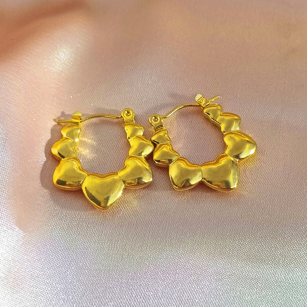 Women's Hydraulic Ear Hammer Pattern Minimalist Clip Light Rings