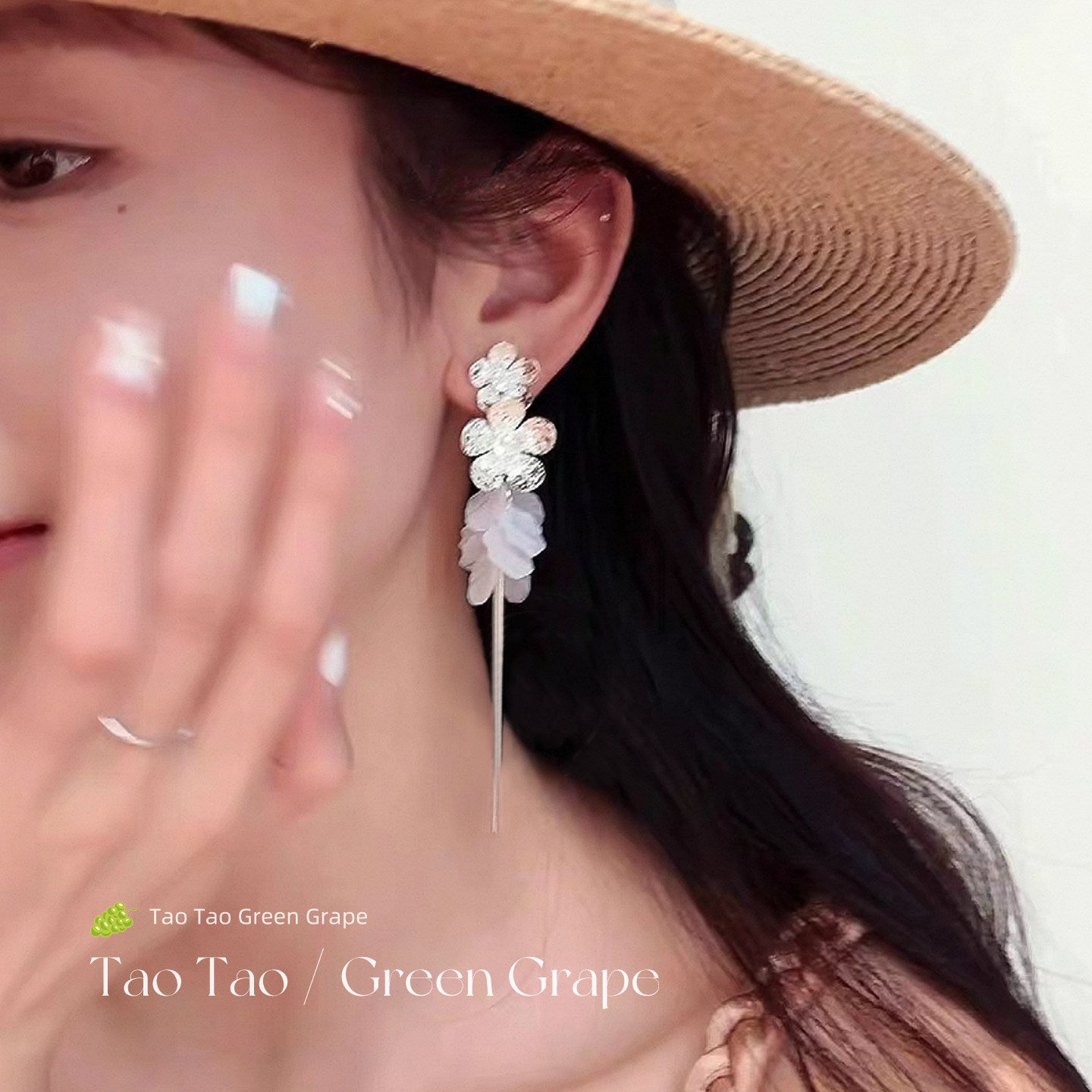 Women's Seaside Vacation Style Shell Flower Tassel Long High-grade Ear Earrings
