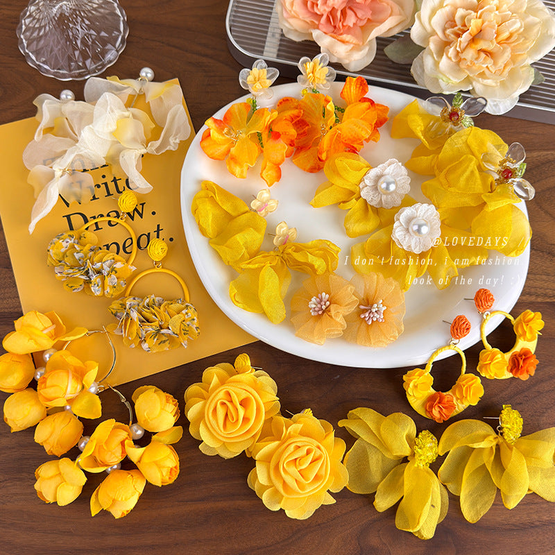 Women's Yellow Flower Mesh Vacation Style Niche High-grade Rings