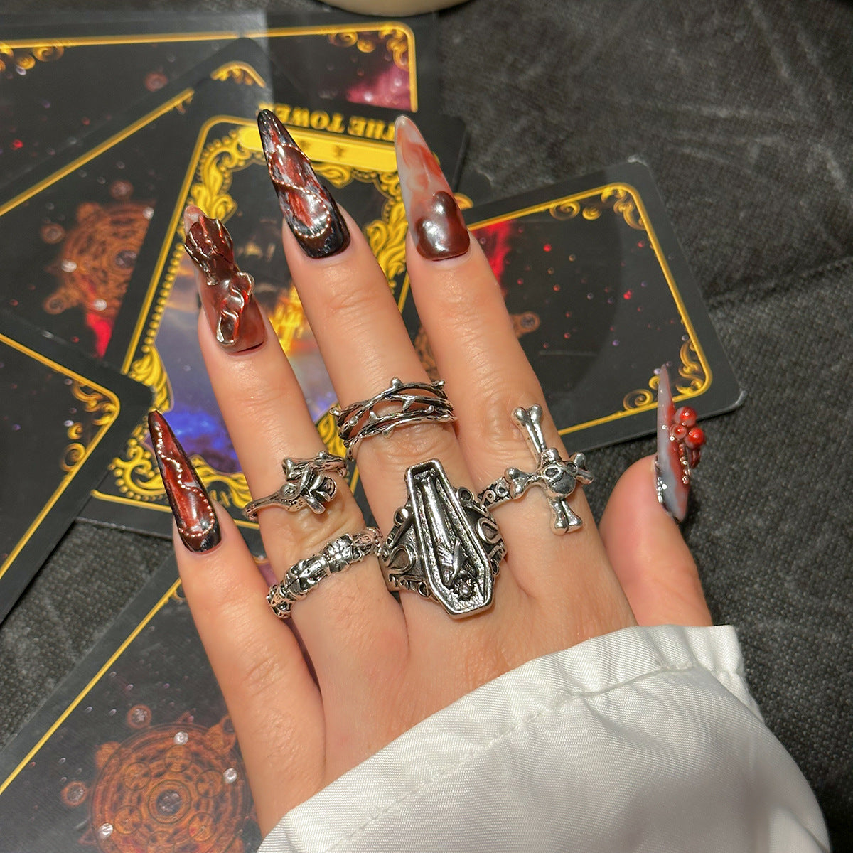 Vintage Knuckle Suit Hip Hop Carved Bat Rings