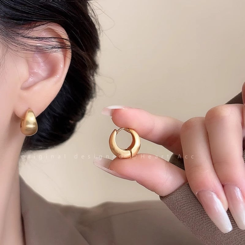Women's Needle Light Luxury Minority Pearl Exquisite Micro Inlaid Earrings