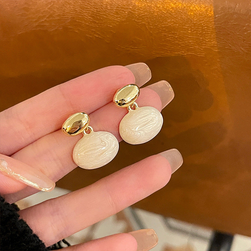 Boucles d'oreilles rétro françaises en forme de haricot pour femmes, petites et simples, à la mode