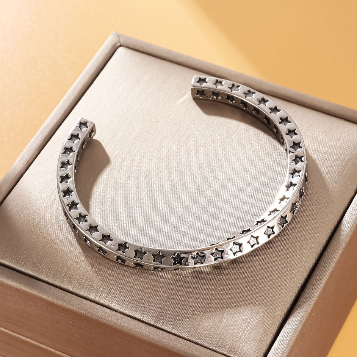 Vine Five-pointed Star Cross Dark Pattern Bracelet