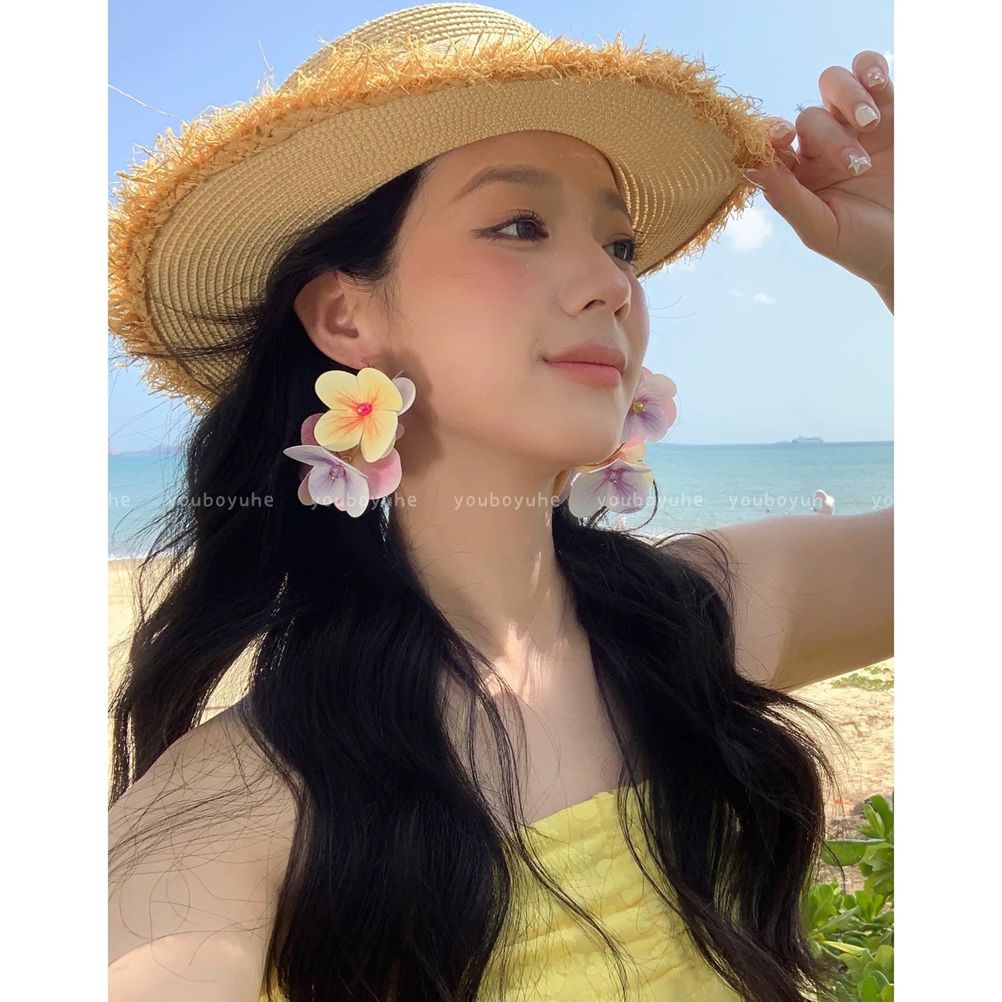 Style Unique Beautiful Exaggerated Ear Square Round Earrings