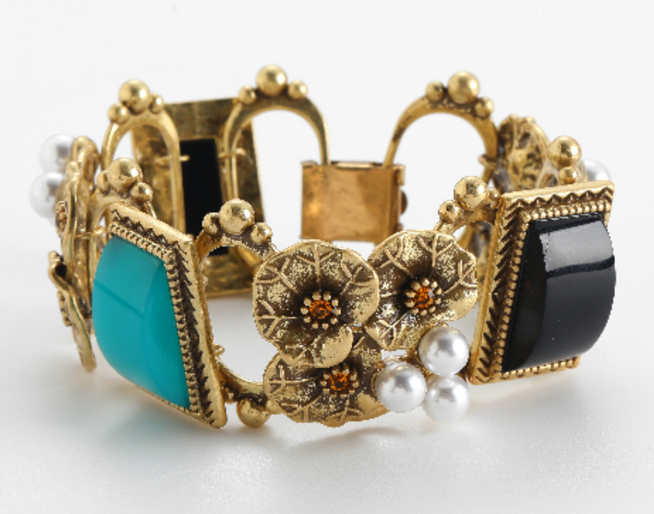 Women's Vintage Summer Light Luxury High-grade Bracelets