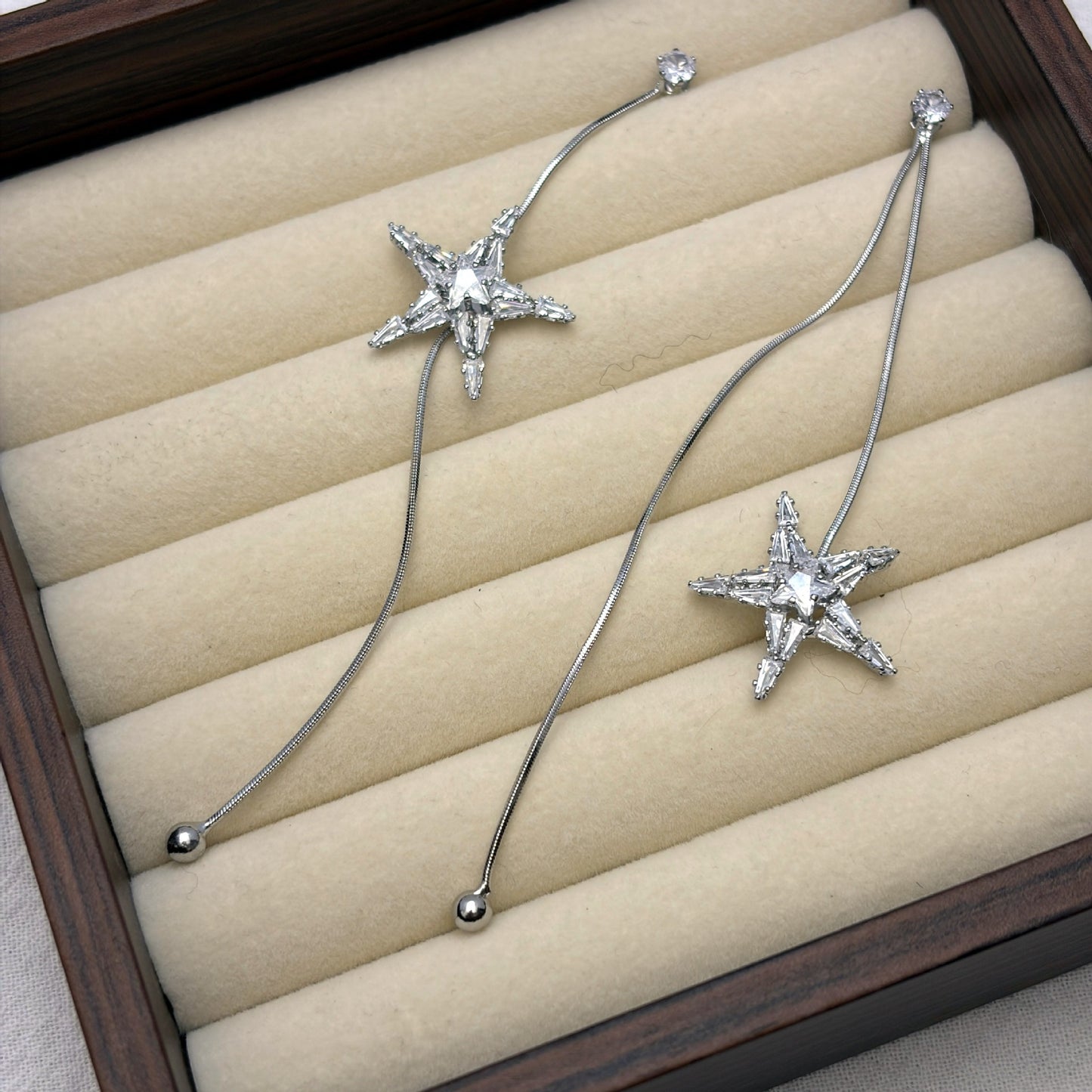 Women's Diamond Star Tassel Square Round Face Small Long Stud Earrings