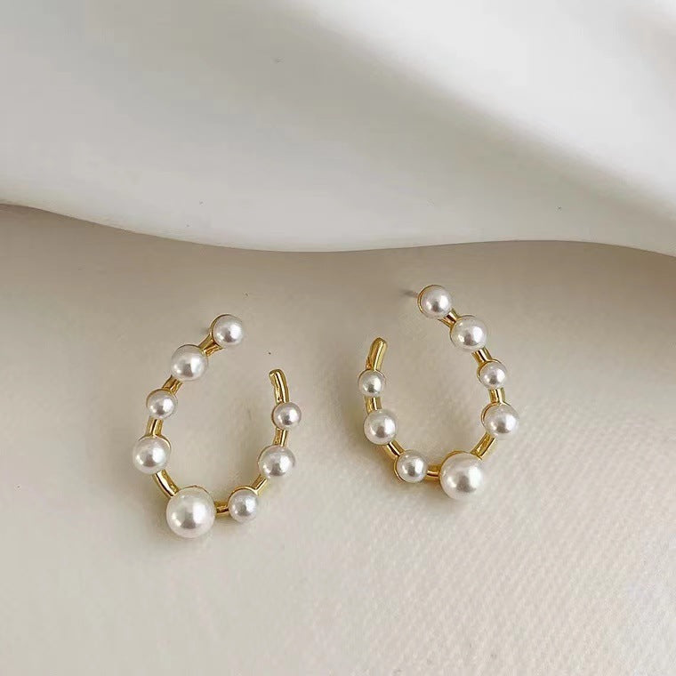 Women's Sier Needle French Retro U-shaped Pearl Simple Niche Temperamental Cold Earrings