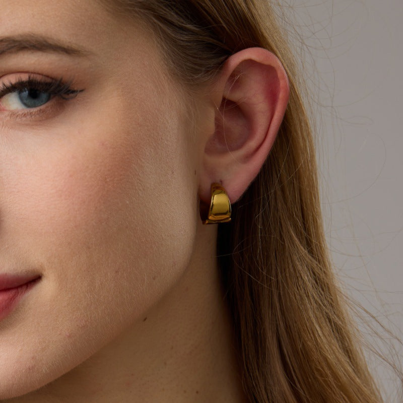 Women's French Style Vintage Bow Earless Light Luxury Golden Niche Rings