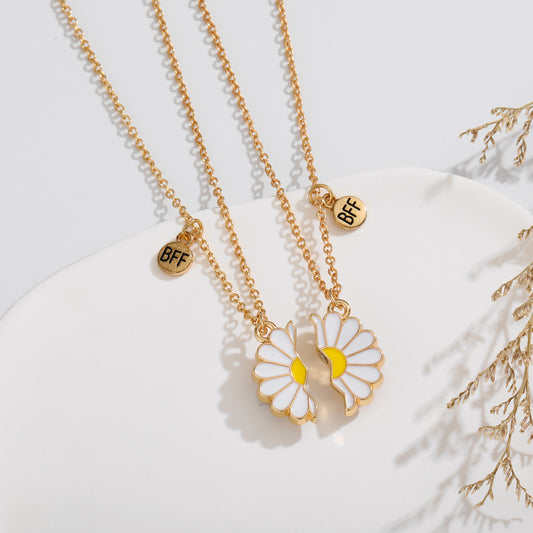 Flower Magnetic Little Daisy Lady's Good Necklace