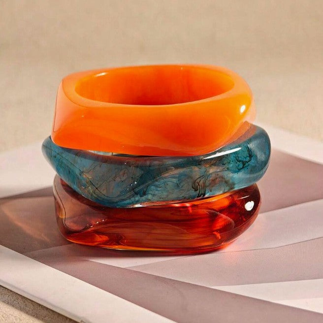 Women's Translucent Blooming Resin Round Wide Face High Profile Bracelet
