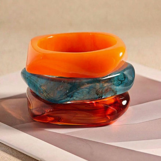 Women's Translucent Blooming Resin Round Wide Face High Profile Bracelet