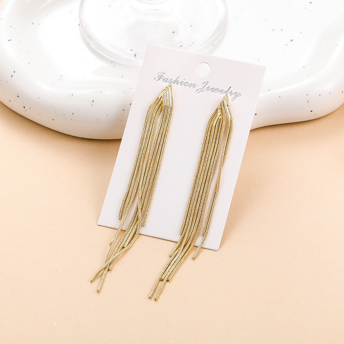 Personnalité abordable luxe à la mode longues boucles d'oreilles de mode