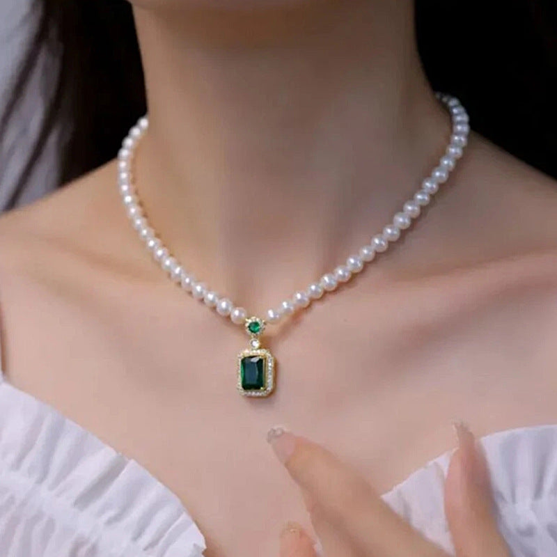 Women's Pearl Summer Clavicle Chain Simple Green Zircon Pendant High-grade Necklaces