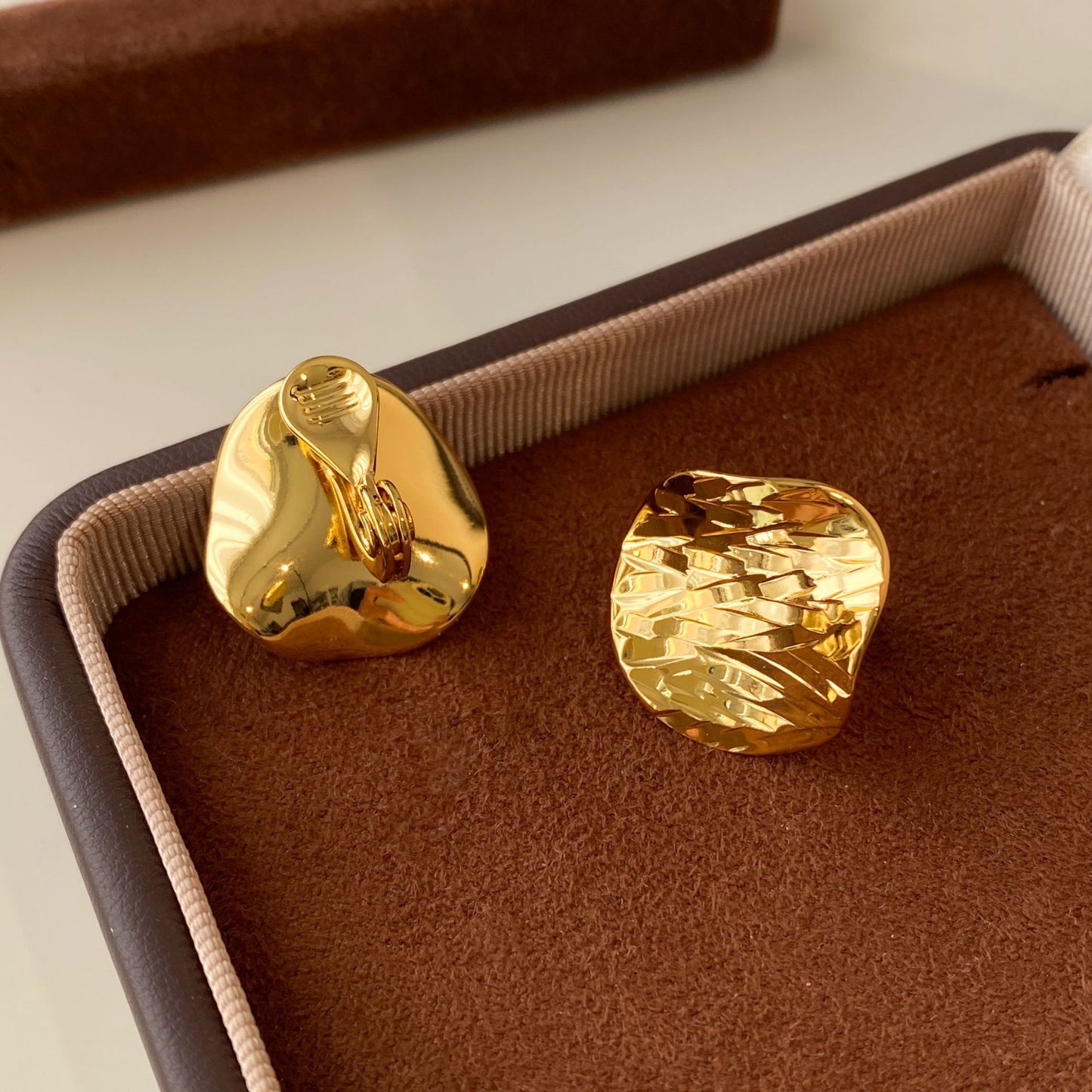 Design High-grade Simple Temperamental Irregular Exaggerated Geometry Resistance Affordable Luxury Ear Clip