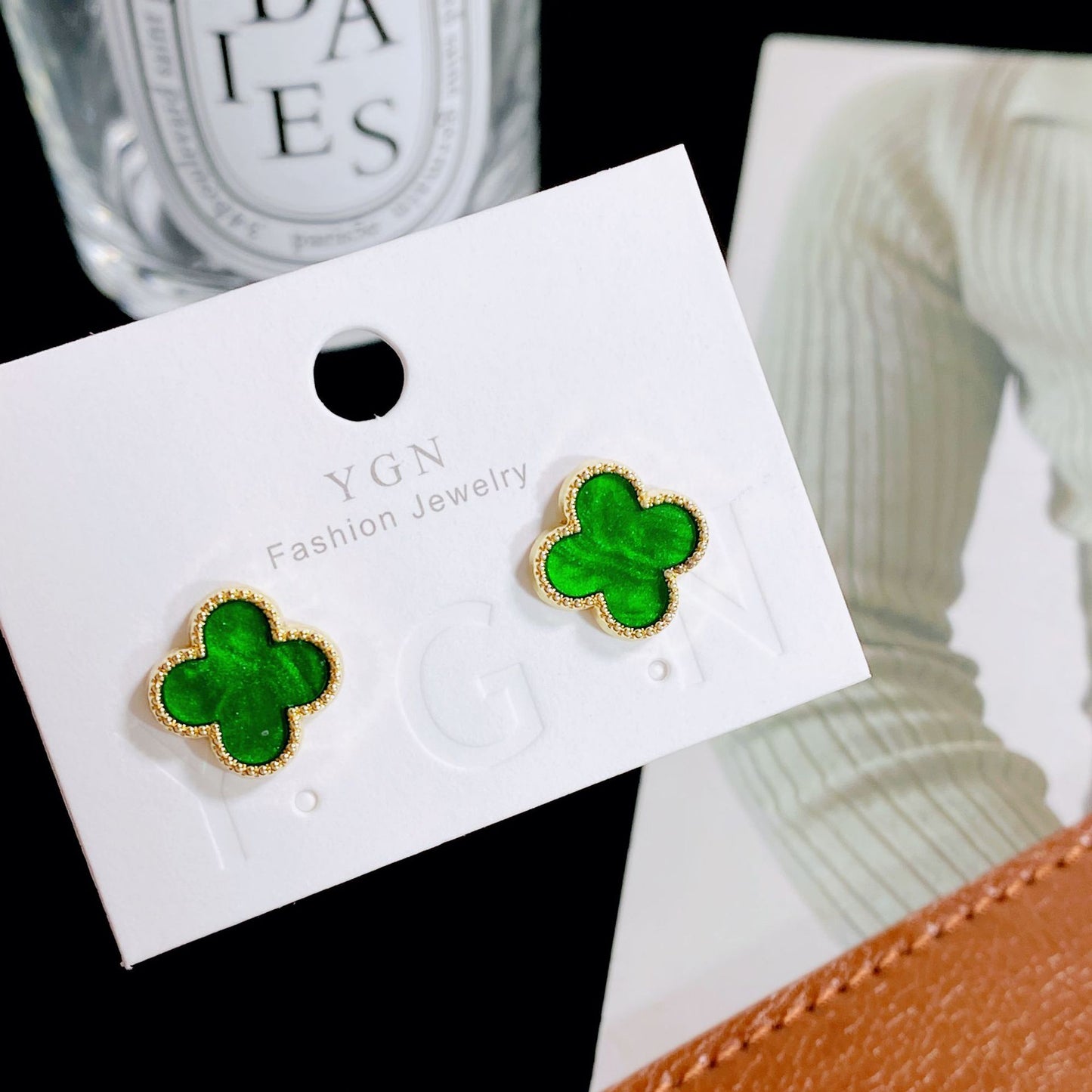 Sier Needle Four Leaf Clover Ear Earrings