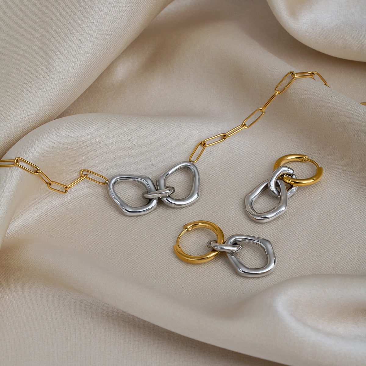 Double Buckle Suite Stainless Steel Vacuum Necklace