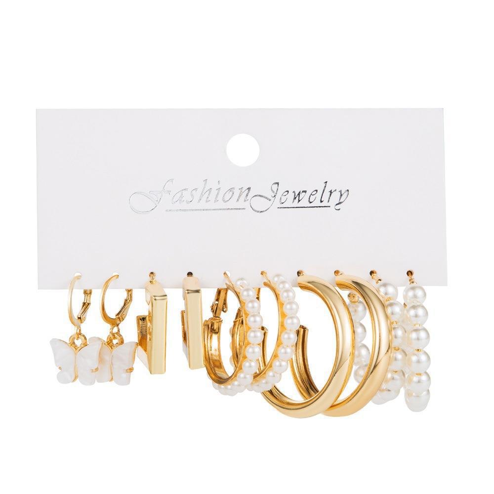 Retro Card Fashion Pearl Butterfly Dripping Stud Earrings