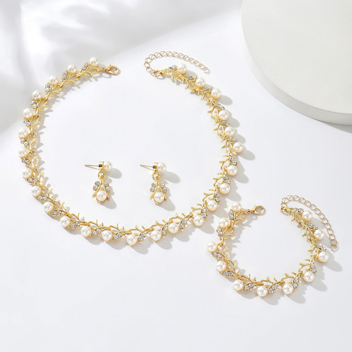 Women's Environmental Protection Alloy Pearl Shape Three-piece Jewelry Set