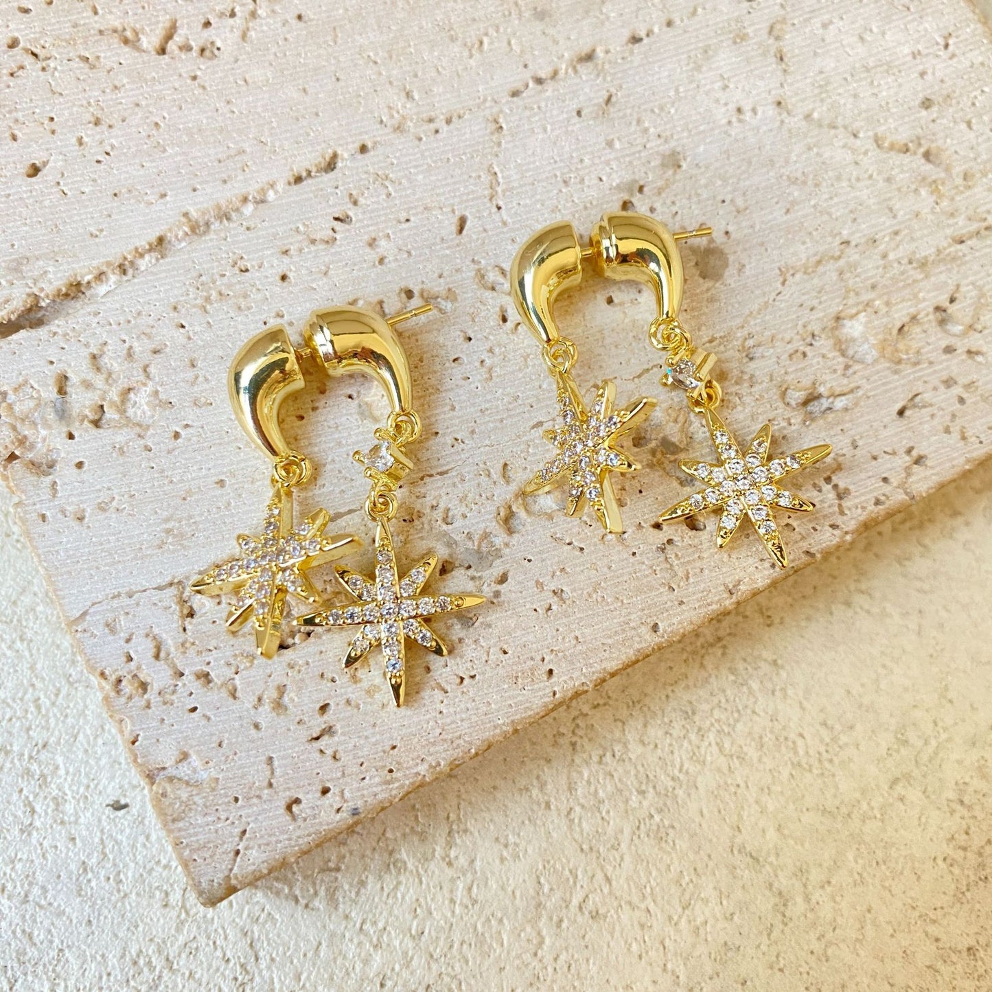 Women's Awn Star Gold-plated Light Luxury Minority High-grade Super Shiny Zircon Stud Earrings