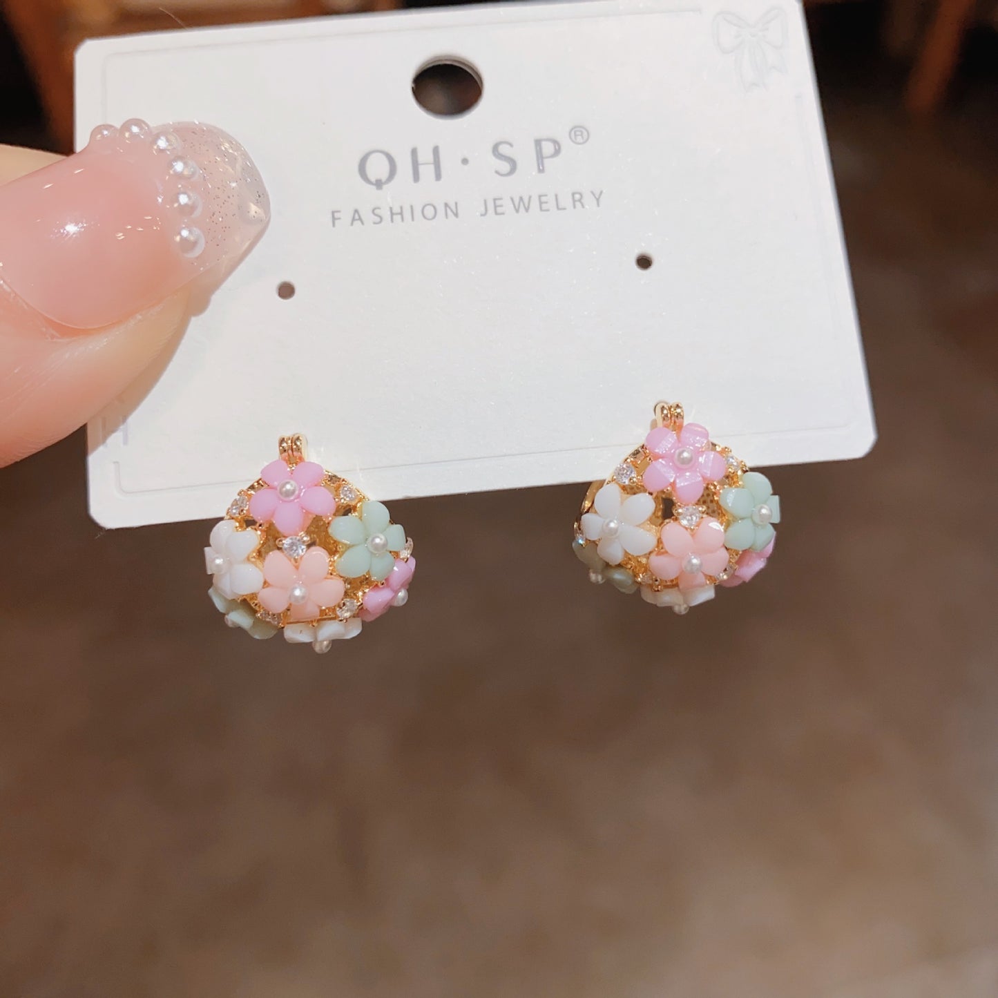 Women's Stylish Zircon Pearl Flower Basket Clip Niche Design Ear Buckle