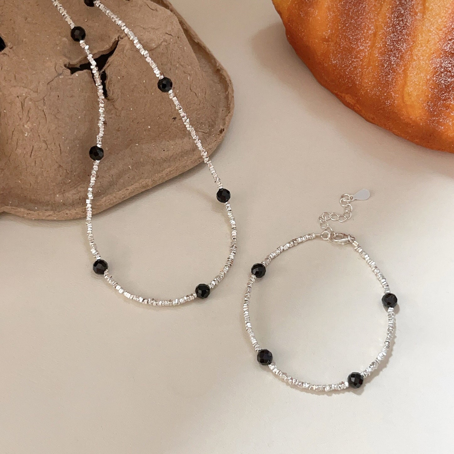 Small Pieces Of Black Agate Beaded Suit Decoration Necklaces