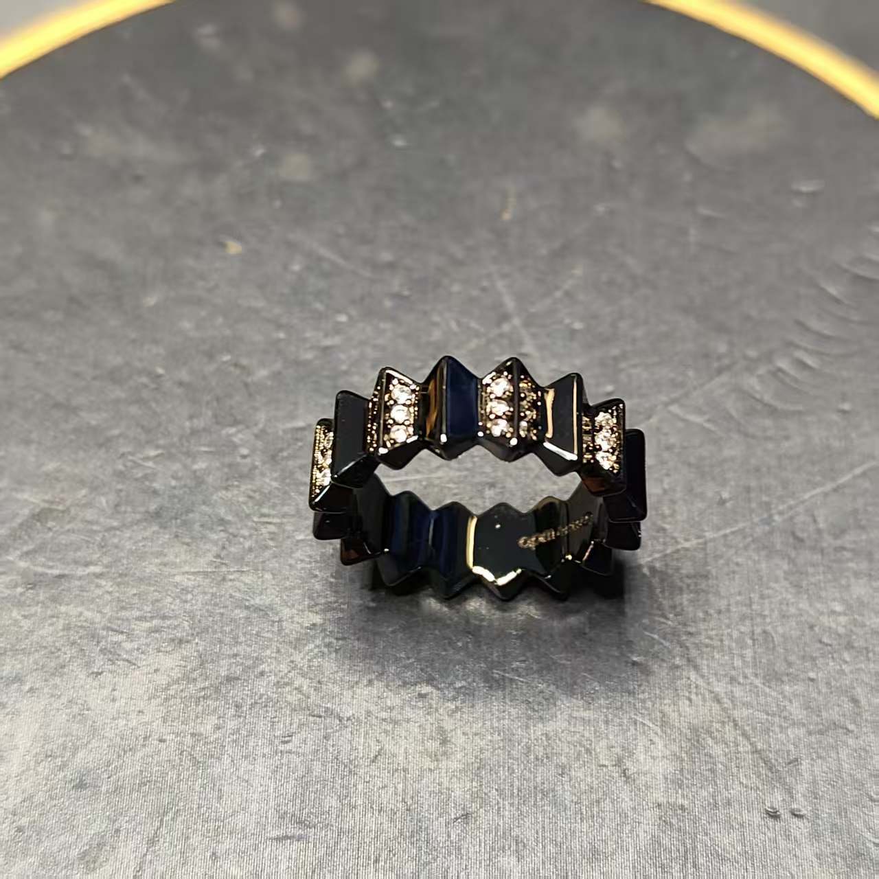 White Diamond Couple Wave Black Gold Rings