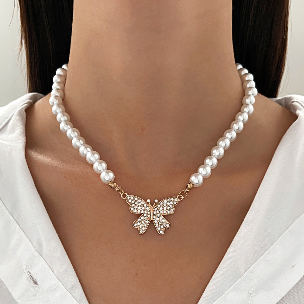 Butterfly Pearl Design Simple And Stylish Personality Necklaces