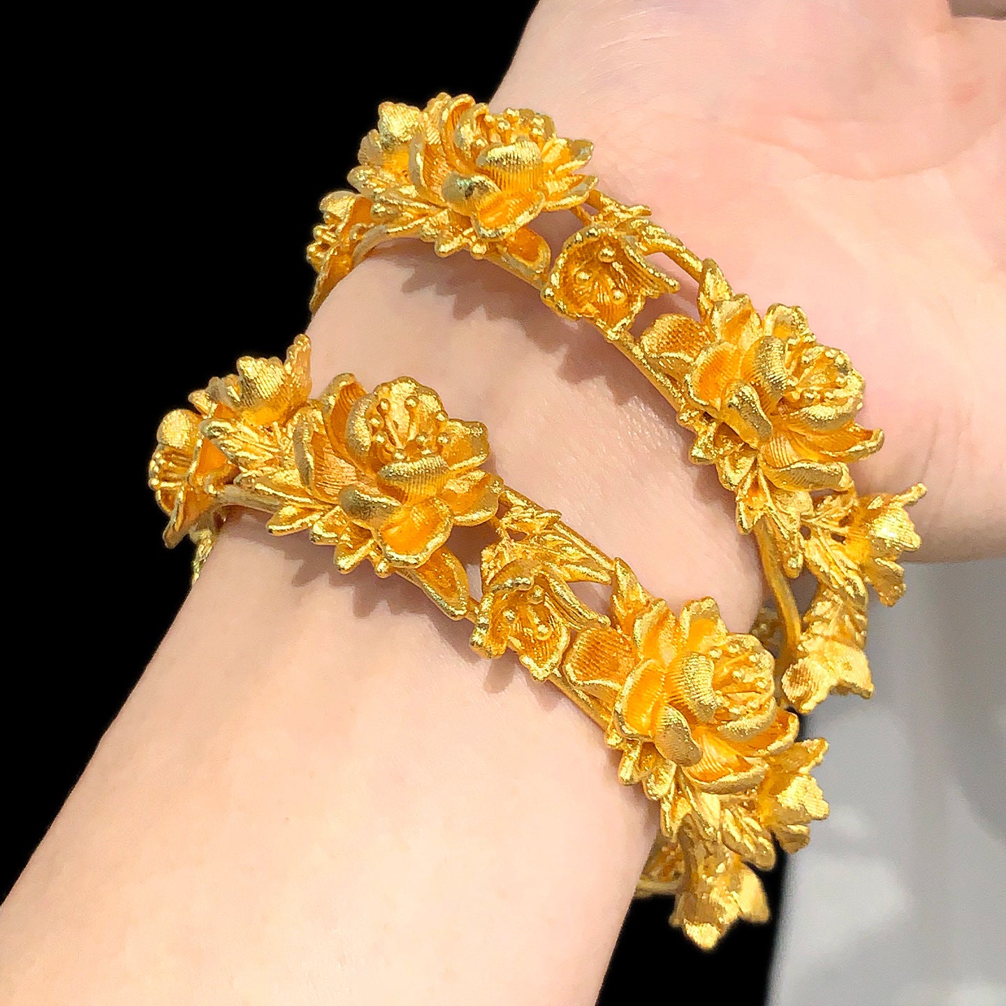 Women's Ancient Style Alluvial Gold Rich Peony Simulation Adjustable Opening Flower Bracelet